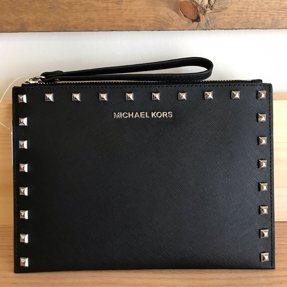 Michael kors women jet set clutch